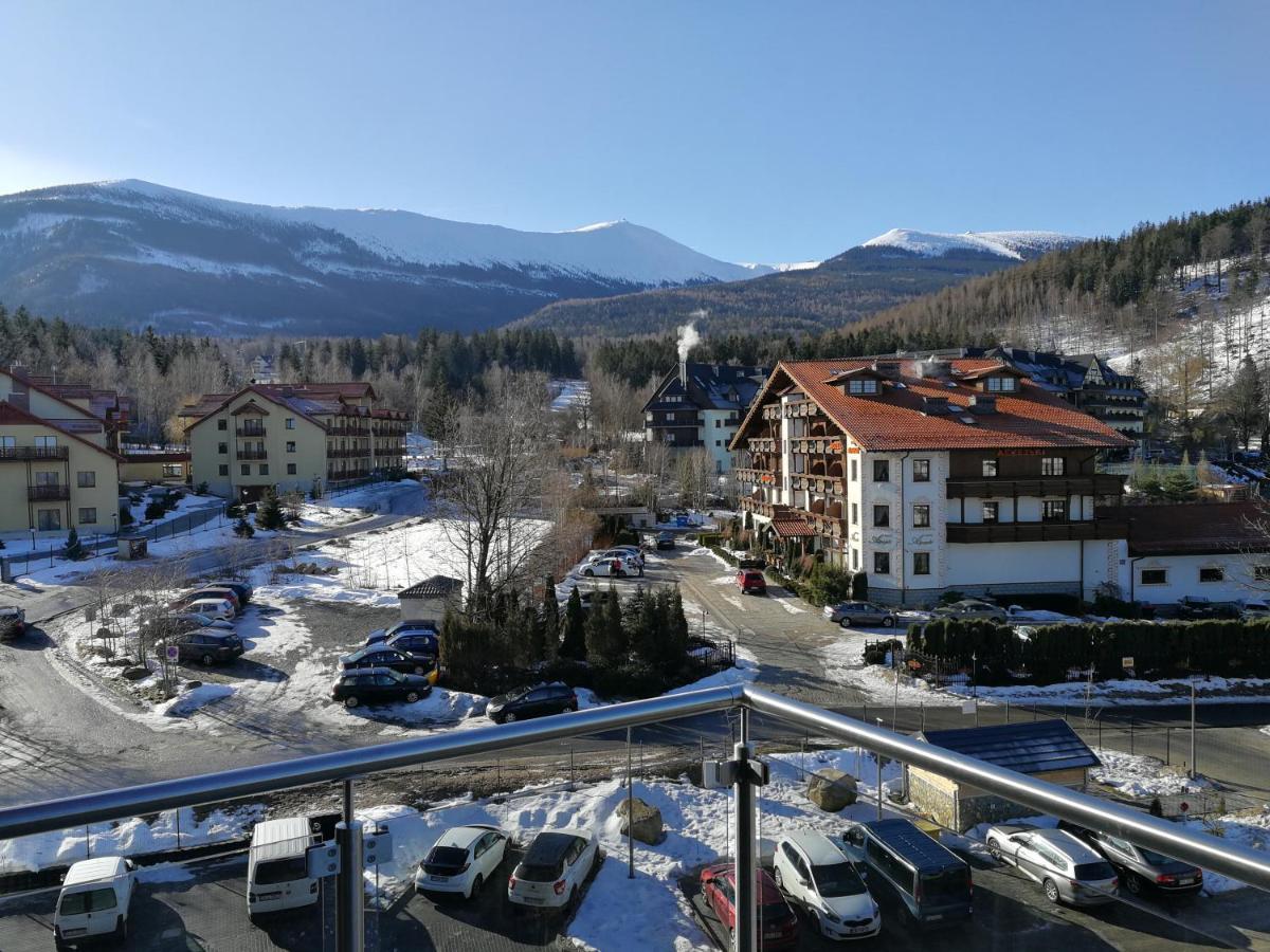 Apartamenty Bluesky - Ogrodnicza 7 I 9 - Z Widokiem Na Gory, W Zielonej Okolicy, Blisko Centrum I Atrakcji Karpacza Bagian luar foto